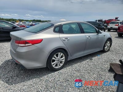 Trzecie zdjęcie samochodu z tyłu: 2016 KIA OPTIMA EX VIN:5XXGU4L37GG106230 - miniatura