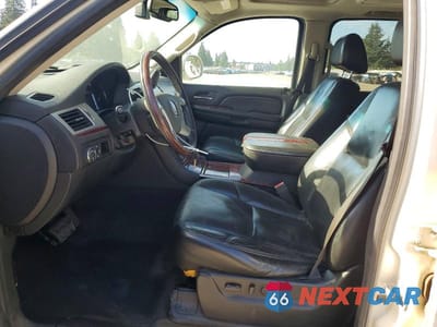 Zdjęcie 7 z 14 samochodu: 2008 CADILLAC ESCALADE ESV VIN:1GYFK66858R120558 - miniatura