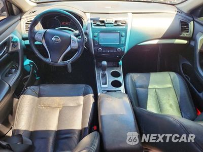 Zdjęcie 8 z 12 samochodu: 2015 NISSAN ALTIMA 2.5 SL VIN:1N4AL3AP2FN404105 - miniatura
