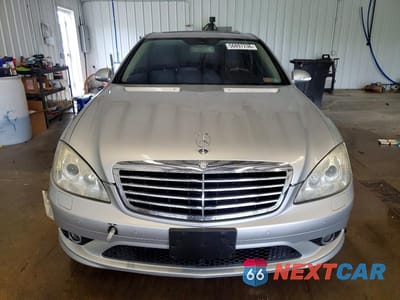 Piąte zdjęcie samochodu w środku: 2007 MERCEDES-BENZ S 550 VIN:WDDNG71X77A091137 - miniatura