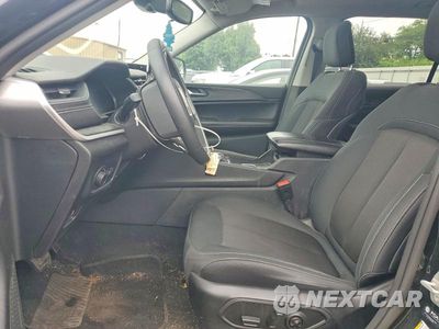 Zdjęcie 7 z 13 samochodu: 2023 JEEP GRAND CHEROKEE L LAREDO VIN:1C4RJKAG0P8899918 - miniatura