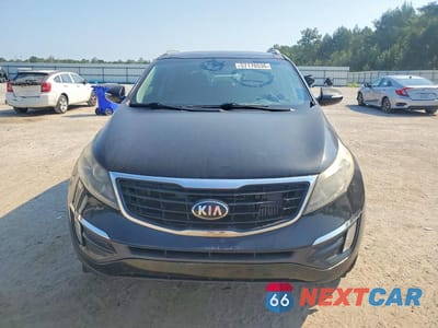 Piąte zdjęcie samochodu w środku: 2016 KIA SPORTAGE SX VIN:KNDPC3A67G7831636 - miniatura