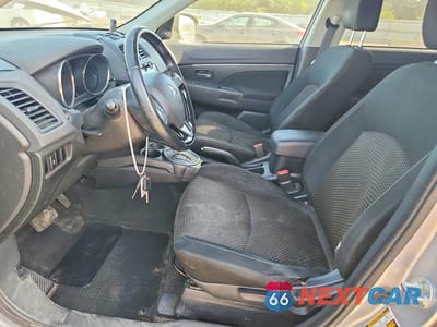Zdjęcie 7 z 12 samochodu: 2016 MITSUBISHI OUTLANDER SPORT ES VIN:JA4AP3AU3GZ049356 - miniatura