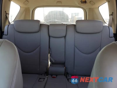 Zdjęcie 10 z 13 samochodu: 2006 TOYOTA RAV4 LIMITED VIN:JTMBD31V365043381 - miniatura