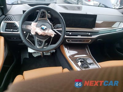 Zdjęcie 8 z 13 samochodu: 2026 BMW X5 XDRIVE40I VIN:5UX23EU04T9170531 - miniatura