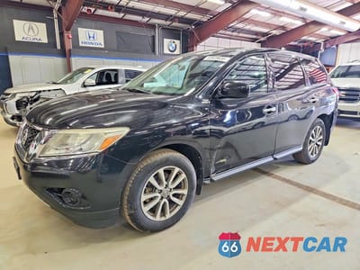 2014 NISSAN PATHFINDER S 5N1AR2MM4EC635985 - główne zdjęcie licytacji z USA - miniatura
