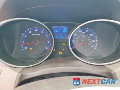 Zdjęcie 9 z 13 samochodu: 2012 HYUNDAI TUCSON GLS VIN:KM8JUCAC9CU417063 - miniatura