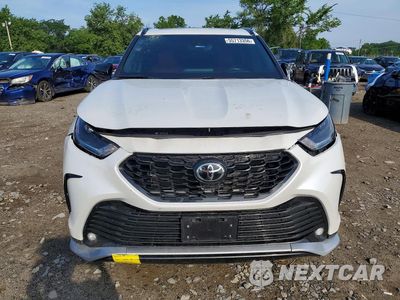Piąte zdjęcie samochodu w środku: 2022 TOYOTA HIGHLANDER SPORT VIN:5TDJZRBH6NS200855 - miniatura