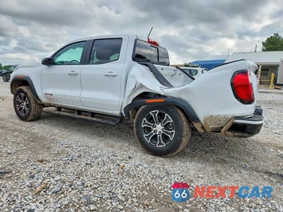 Drugie zdjęcie samochodu z przodu: 2023 GMC CANYON AT4 VIN:1GTP6DEK5P1255892 - miniatura