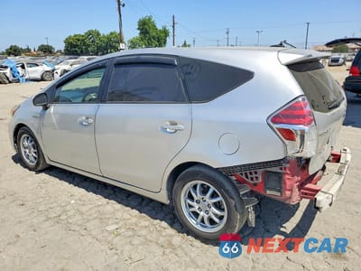 Drugie zdjęcie samochodu z przodu: 2015 TOYOTA PRIUS V THREE VIN:JTDZN3EUXFJ020801 - miniatura