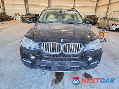 Piąte zdjęcie samochodu w środku: 2013 BMW X5 XDRIVE35I VIN:5UXZV4C52D0E06635 - miniatura