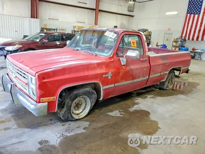 1985 CHEVROLET C10 1GCDC14H5FJ122127 - główne zdjęcie licytacji z USA - miniatura