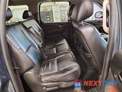 Zdjęcie 11 z 13 samochodu: 2010 CHEVROLET SUBURBAN K1500 LT VIN:1GNUKJE3XAR200490 - miniatura