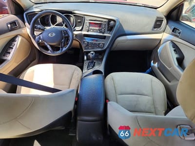 Zdjęcie 8 z 12 samochodu: 2012 KIA OPTIMA LX VIN:5XXGM4A75CG039336 - miniatura