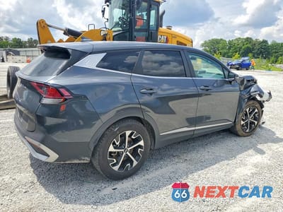 Trzecie zdjęcie samochodu z tyłu: 2023 KIA SPORTAGE EX VIN:5XYK33AFXPG092405 - miniatura