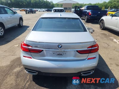 Zdjęcie 6 z 12 samochodu: 2017 BMW 750 XI VIN:WBA7F2C57HG422394 - miniatura