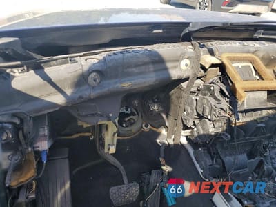 Zdjęcie 9 z 12 samochodu: 2017 BMW 330 I VIN:WBA8B9G53HNU49915 - miniatura