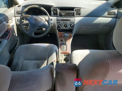 Zdjęcie 8 z 12 samochodu: 2005 TOYOTA COROLLA LE VIN:1NXBR32E25Z386313 - miniatura