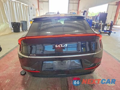 Zdjęcie 6 z 12 samochodu: 2022 KIA EV6 WIND VIN:KNDC3DLC9N5053503 - miniatura