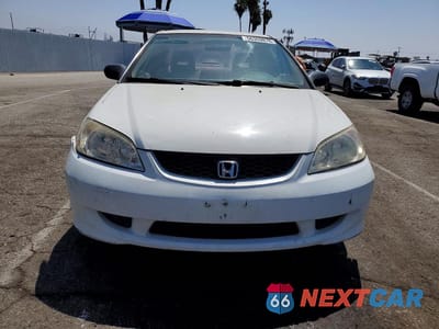 Piąte zdjęcie samochodu w środku: 2004 HONDA CIVIC DX VP VIN:1HGEM22124L038704 - miniatura