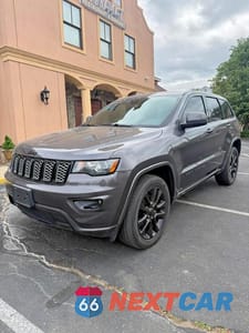 2018 JEEP GRAND CHEROKEE LAREDO 1C4RJFAG4JC147876 - główne zdjęcie licytacji z USA - miniatura