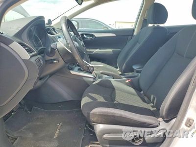 Zdjęcie 7 z 12 samochodu: 2018 NISSAN SENTRA S VIN:3N1AB7AP0JY211003 - miniatura