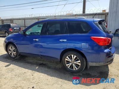 Drugie zdjęcie samochodu z przodu: 2018 NISSAN PATHFINDER S VIN:5N1DR2MN4JC628258 - miniatura