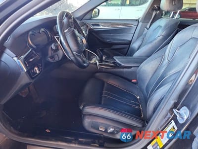 Zdjęcie 7 z 12 samochodu: 2018 BMW 530E VIN:WBAJA9C52JB252784 - miniatura