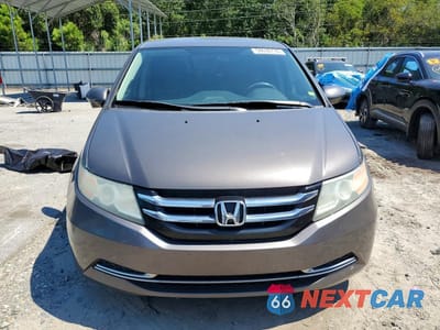 Piąte zdjęcie samochodu w środku: 2016 HONDA ODYSSEY SE VIN:5FNRL5H3XGB016440 - miniatura