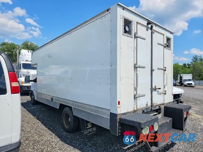 Drugie zdjęcie samochodu z przodu: 2018 CHEVROLET EXPRESS BOX TRUCK VIN:1HA6GVCG1JN001590 - miniatura