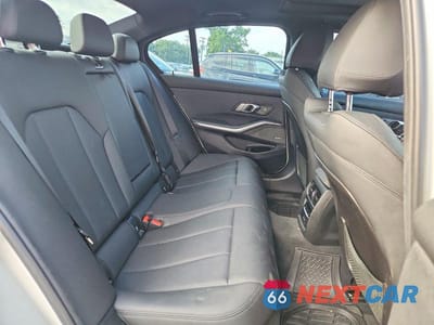 Zdjęcie 10 z 13 samochodu: 2021 BMW 330I VIN:3MW5R1J00M8B71386 - miniatura