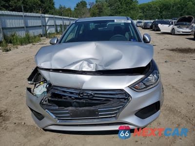 Piąte zdjęcie samochodu w środku: 2019 HYUNDAI ACCENT SE VIN:3KPC24A30KE073404 - miniatura