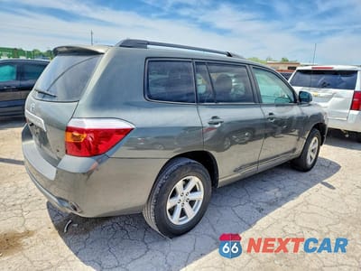 Trzecie zdjęcie samochodu z tyłu: 2010 TOYOTA HIGHLANDER BASE VIN:5TDZA3EH5AS007366 - miniatura