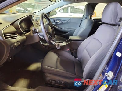 Zdjęcie 7 z 13 samochodu: 2018 CHEVROLET MALIBU LT VIN:1G1ZD5ST2JF205648 - miniatura