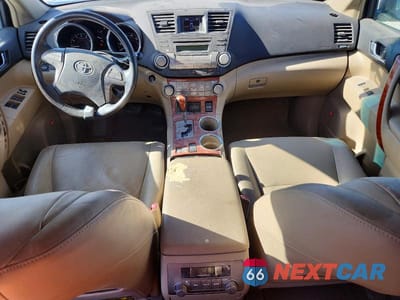 Zdjęcie 8 z 13 samochodu: 2008 TOYOTA HIGHLANDER LIMITED VIN:JTEES42A382018923 - miniatura