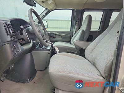 Zdjęcie 7 z 13 samochodu: 2007 CHEVROLET EXPRESS G1500 VIN:1GNFG15T271216555 - miniatura