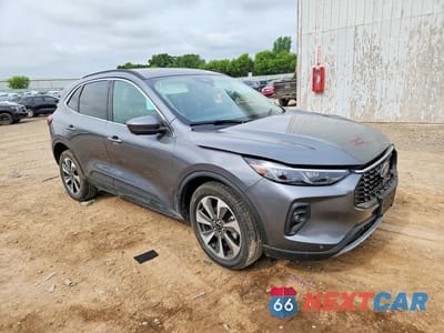 Czwarte zdjęcie samochodu z boku: 2024 FORD ESCAPE PLATINUM VIN:1FMCU9JA2RUA71604 - miniatura