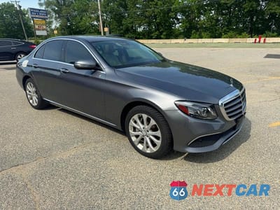 2017 MERCEDES-BENZ E 300 WDDZF4JB9HA118251 - główne zdjęcie licytacji z USA - miniatura