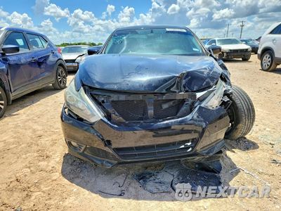Piąte zdjęcie samochodu w środku: 2018 NISSAN ALTIMA 2.5 SR VIN:1N4AL3AP2JC145524 - miniatura