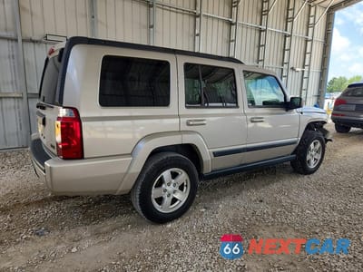 Trzecie zdjęcie samochodu z tyłu: 2007 JEEP COMMANDER VIN:1J8HG48P67C562705 - miniatura
