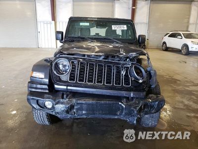 Piąte zdjęcie samochodu w środku: 2025 JEEP WRANGLER SPORT VIN:1C4PJXDGXSW571135 - miniatura