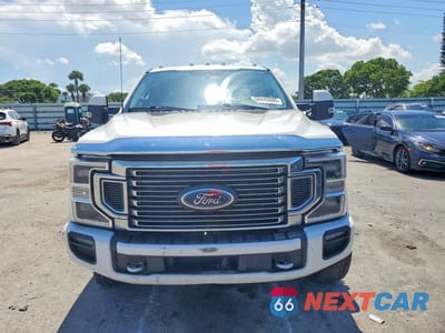 Piąte zdjęcie samochodu w środku: 2022 FORD F350 SUPER DUTY VIN:1FT8W3DT3NEC06107 - miniatura