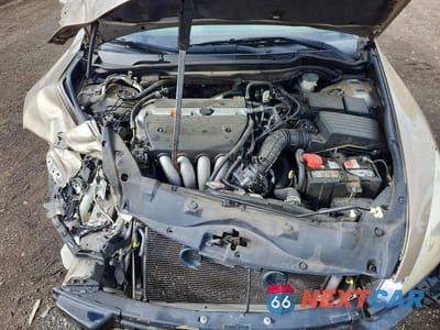 Zdjęcie 11 z 12 samochodu: 2005 HONDA ACCORD EX VIN:JHMCM56895C005083 - miniatura