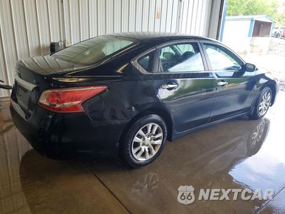 Trzecie zdjęcie samochodu z tyłu: 2013 NISSAN ALTIMA 2.5 VIN:1N4AL3AP6DN545143 - miniatura