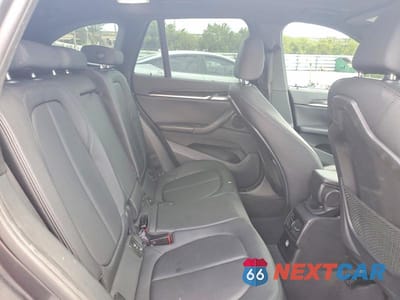 Zdjęcie 10 z 12 samochodu: 2017 BMW X1 SDRIVE28I VIN:WBXHU7C33H5H36022 - miniatura