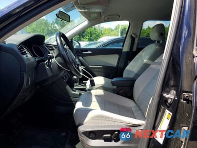 Zdjęcie 7 z 13 samochodu: 2019 VOLKSWAGEN TIGUAN SE VIN:3VV2B7AX8KM056356 - miniatura