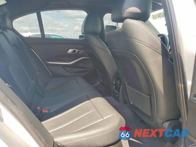 Zdjęcie 10 z 12 samochodu: 2019 BMW 330I VIN:WBA5R1C56KAK11934 - miniatura