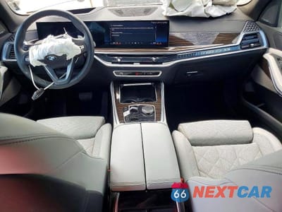 Zdjęcie 8 z 13 samochodu: 2025 BMW X5 XDRIVE40I VIN:5UX23EU05S9W72060 - miniatura