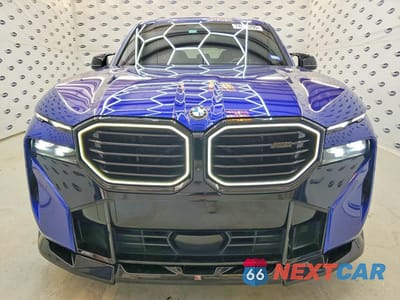 Piąte zdjęcie samochodu w środku: 2023 BMW XM VIN:5YM23CS0XP9S15459 - miniatura