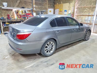 Trzecie zdjęcie samochodu z tyłu: 2008 BMW 535 XI VIN:WBANV93518CZ67369 - miniatura